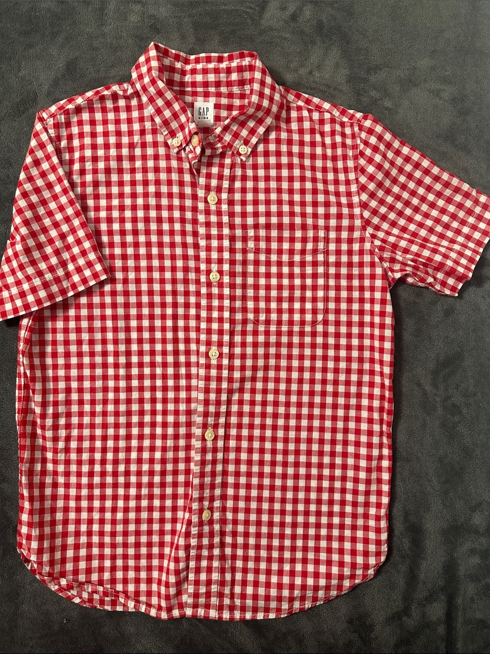 GAP Red and White Gingham Short-Sleeve Button-Down Shirt